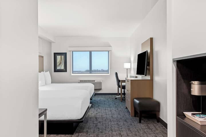 Room 27 of 58