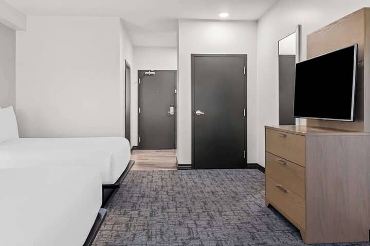Room 34 of 58