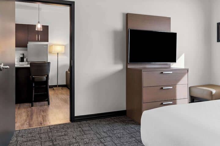 Room 16 of 58
